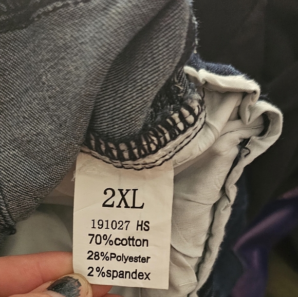 Flamingo Shop Shorts - Picture 5 of 6